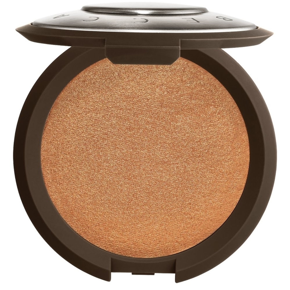 Shimmering skin perfector